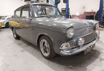 Ford Anglia 105E - 1600